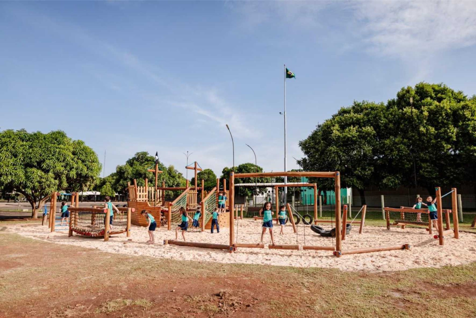 Favoo destaca a importância do brincar livre no desenvolvimento infantil