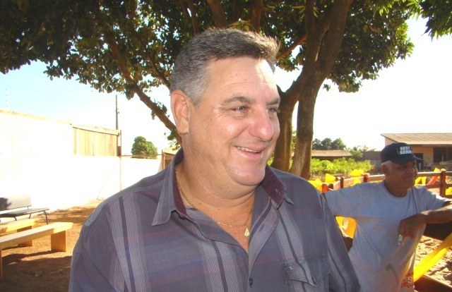 Vereador licenciado “desconvoca” eleição no PMDB e deflagra crise no partido 