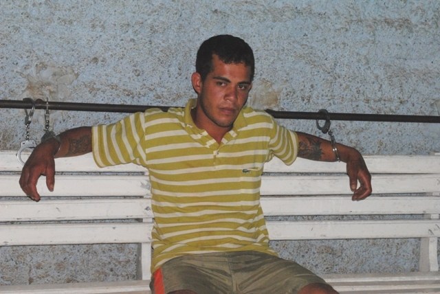 Assaltante é preso e desmente colega que se passava por menor de idade