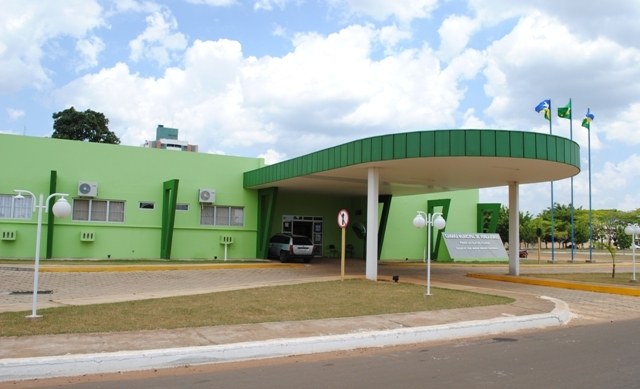 Vereadores recorrem a Regimento da Câmara para trabalhar pouco em Vilhena