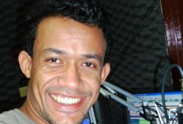 Após “combate” contra Rover no site, Melki vai ao rádio e tira-teima continua