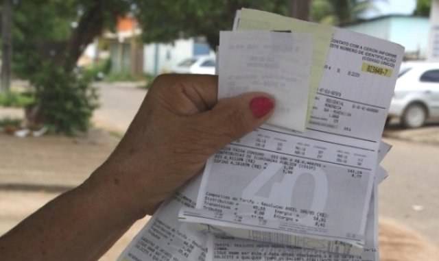 Consumidor de baixa renda deve se cadastrar para pagar energia com desconto
