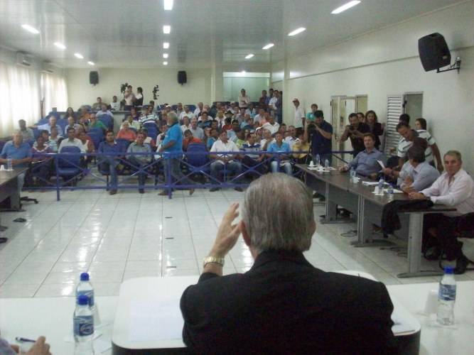 Audiência sobre dívidas rurais lota auditório da Câmara em Vilhena