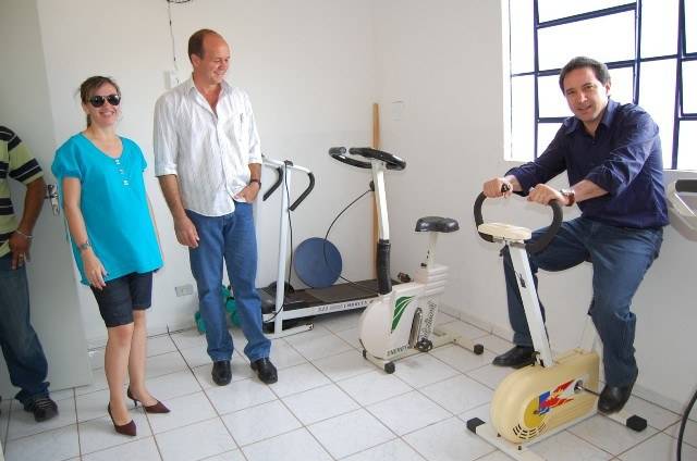 NATAN VISITA OBRAS EM CHUPINGUAIA