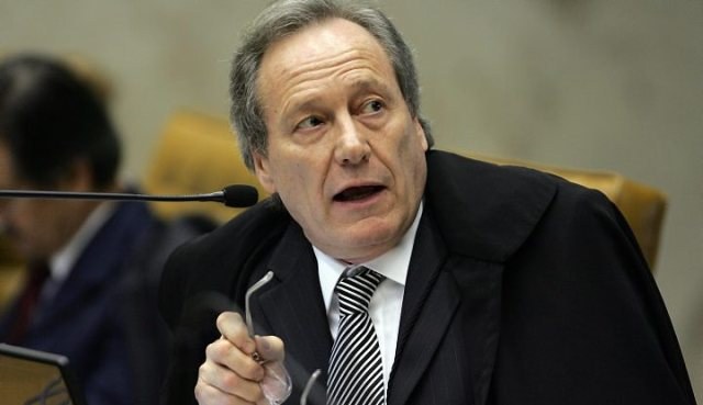 Presidente do TSE garante que Ficha Limpa será aplicada com rigor no ano que vem