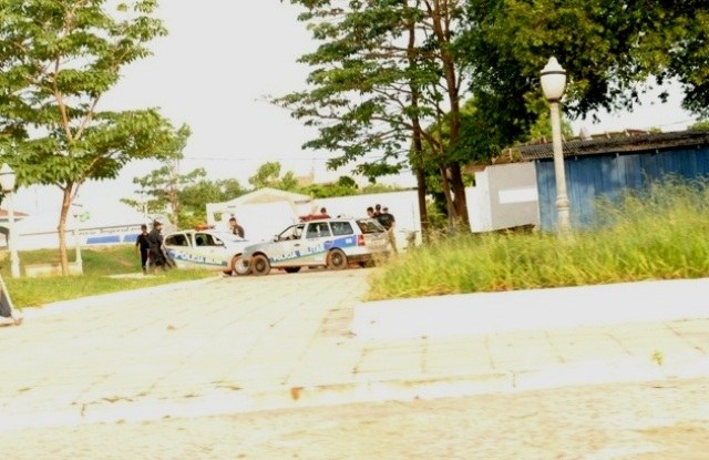 Adolescente é preso com maconha e entrega o próprio pai, que vai preso