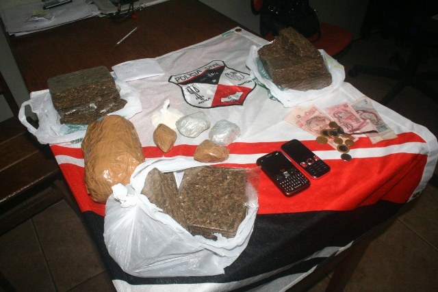 Polícia Civil apreende mais de quatro quilos de drogas em Vilhena