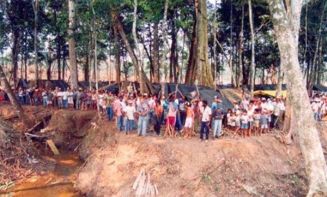 16 anos após massacre, sem-terra de Corumbiara vão ocupar fazenda Santa Elina