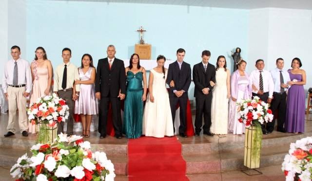 Casamento coletivo leva 23 noivos ao altar em Vilhena neste sábado