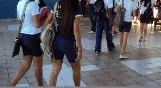 Alunos organizam festa em escola estadual e consomem bebida alcoólica