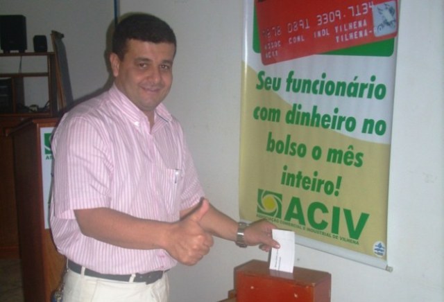 ACIV comemora 30 anos sorteando prêmios para clientes do comércio
