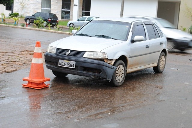Falta de atenção causa acidente no centro de Vilhena