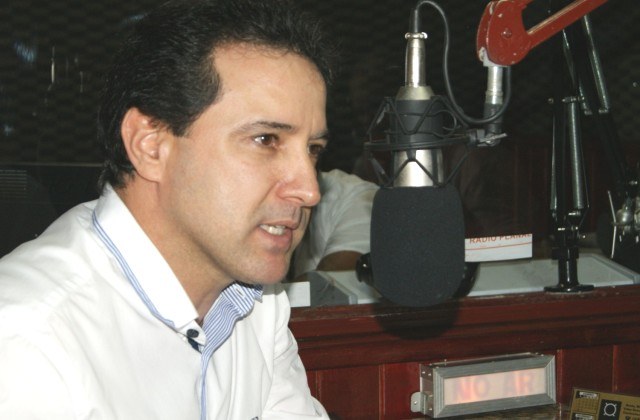 Natan desmente Prefeitura sobre iluminação: “Município não investiu nada”