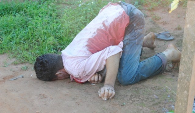 Homem é assassinado com sete facadas no Jardim Primavera em Vilhena