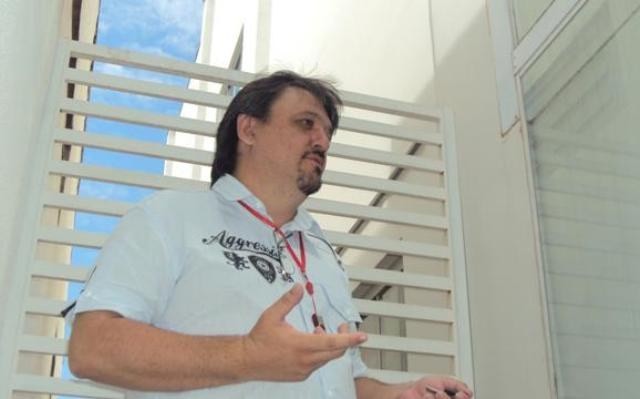 Jornalista vilhenense ignora polêmicas e vai à imprensa divulgar vídeo-presepada