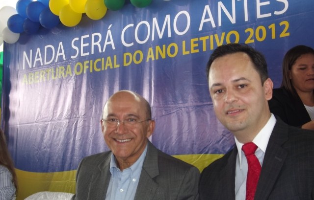 Na bucha: secretário de Educação é sabatinado e responde perguntas incômodas