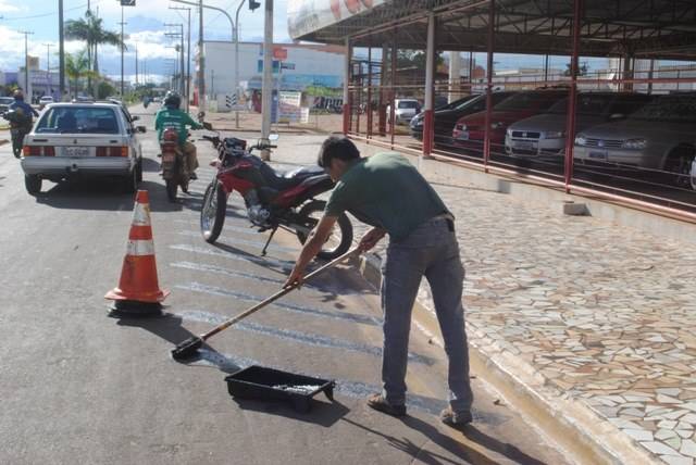 Não funcionou: Semtram acaba com maioria de estacionamentos para motos