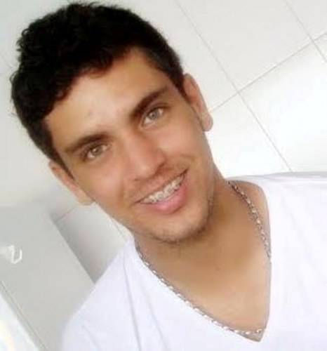 Ex-jogador do Inter, jovem baleado continua sem movimentos da cintura para baixo
