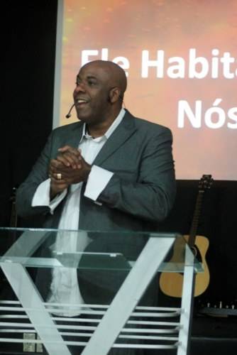 Após drama familiar, pastor vilhenense comanda igreja nos Estados Unidos