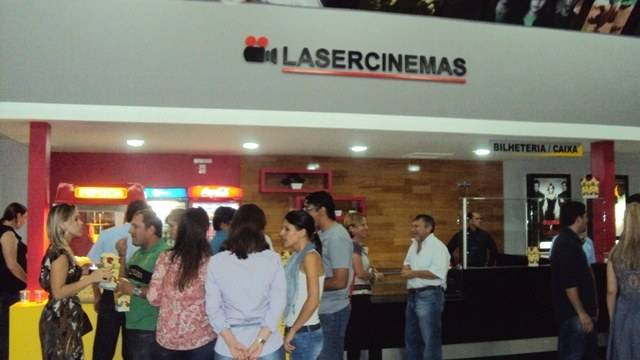 Cinema é inaugurado em shopping; site prepara galeria de fotos do evento
