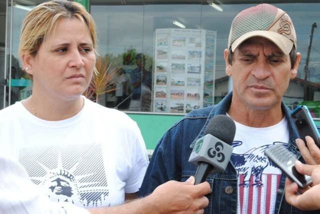 Mãe diz que jovem baleado perdoa homem que o atingiu com tiro nas costas