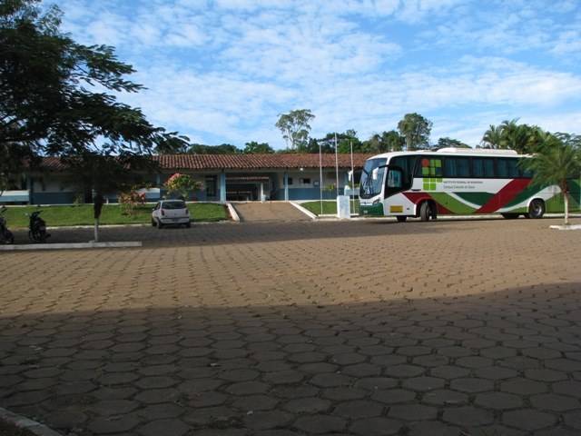 Equipamento milionário parado há um ano compromete cursos do Ifro em Colorado