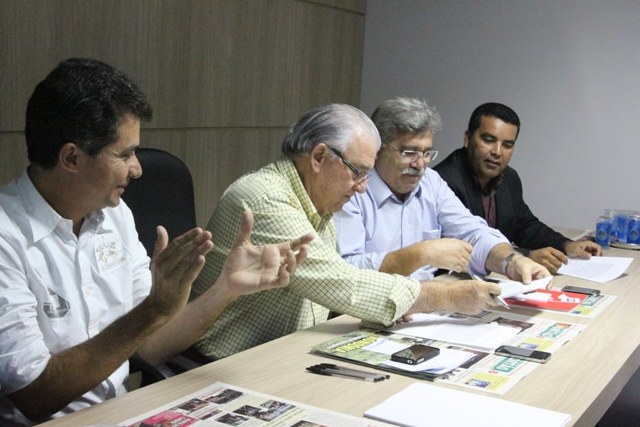“Distraído”, deputado prega aliança eleitoral contra companheiro em Vilhena