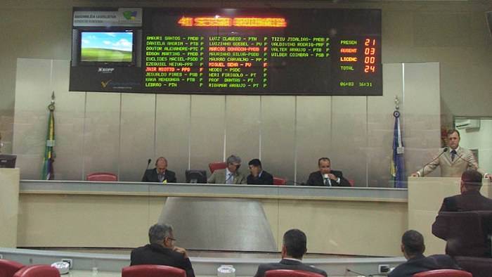 DEPUTADO DE VILHENA ENTRE GAZETEIROS DA ALE