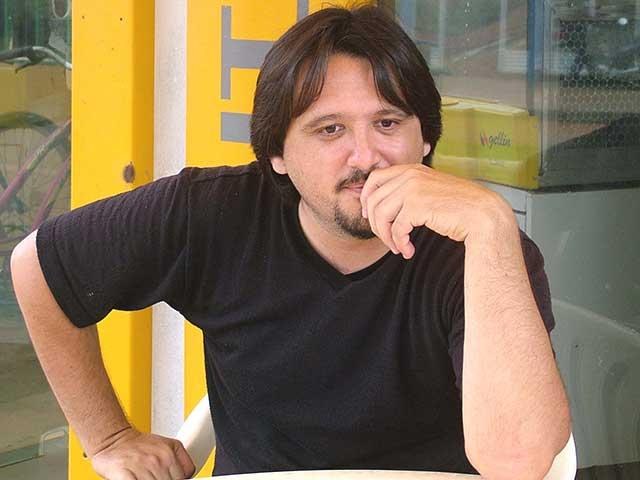 Após publicação de queixa no FOLHA DO SUL ON LINE loja entrega pneus