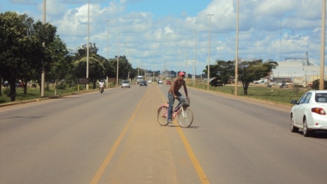 BR 364 continua matando em Vilhena, mas não assusta pedestres e ciclistas