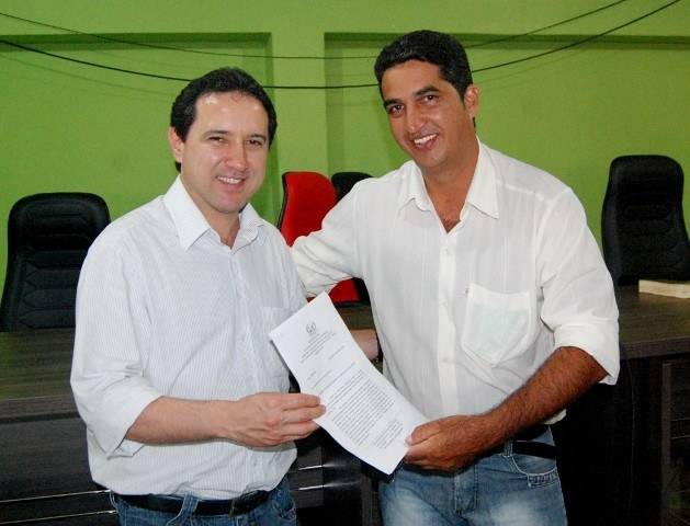 Em visita a Corumbiara, Natan garante R$ 170 mil para compra de Raio X