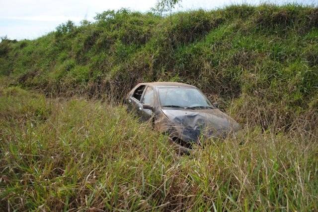 Duas pessoas ficaram feridas em acidente na BR 435 na altura do Perobal
