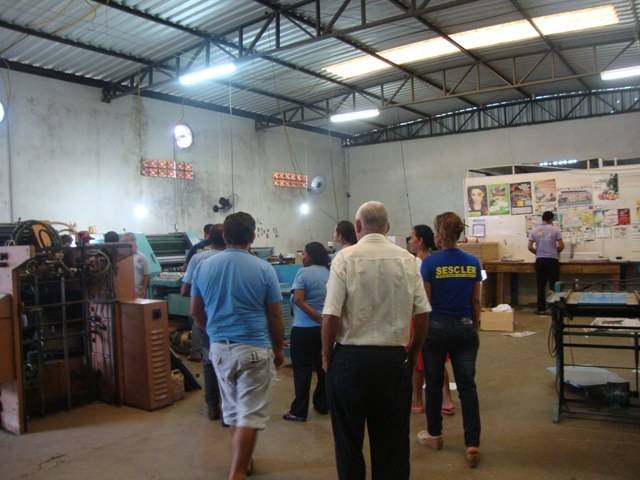 Alunos visitam FOLHA DO SUL e fazem pesquisa sobre a imprensa de Vilhena