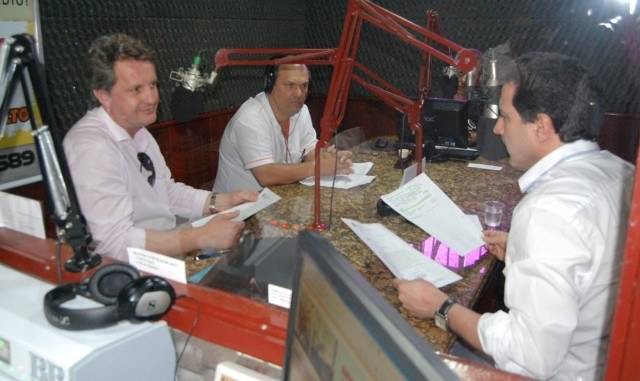 Natan e Rover anunciam mais R$ 2 milhões para recomeçar pavimentação em Vilhena