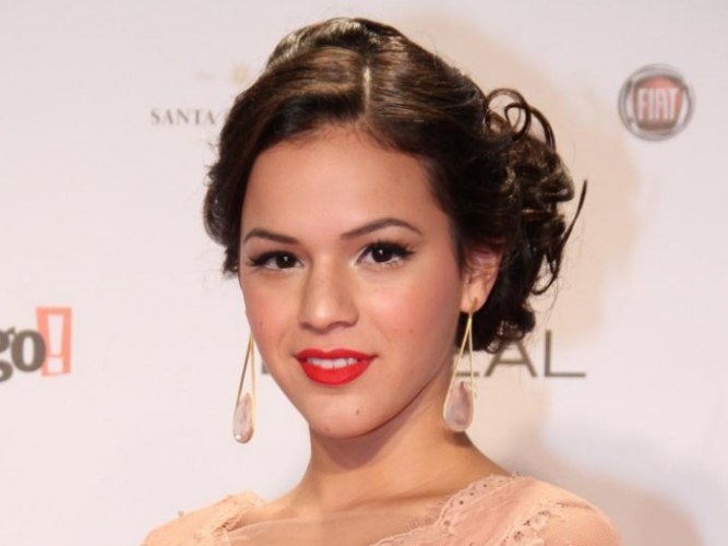 Aos 16 anos, Bruna Marquezine será periguete em nova novela