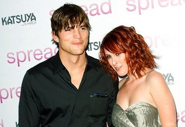 Ashton Kutcher pode estar saindo com filha de Demi Moore