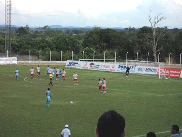 VEC perde jogo de ida da semifinal, mas decidirá classificação em casa