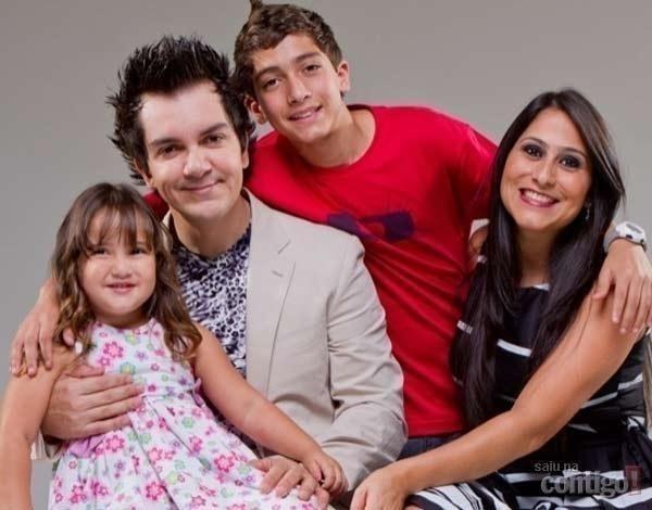 Regis Danese sobre filha com leucemia: 'Brenda começou a vomitar e está na UTI"