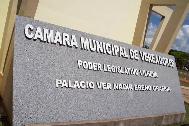 ESCÂNDALO: FESTIVAL DE DIÁRIAS E DESPESAS FARAÔNICAS NA CÂMARA
