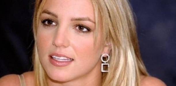 Novas atitudes de Britney Spears estão assustando os fãs