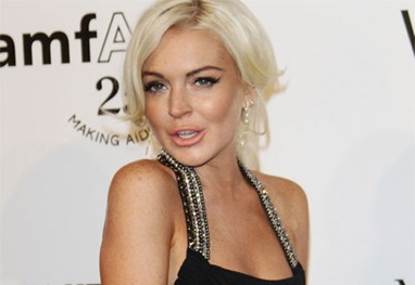 Lindsay Lohan é encontrada desacordada em quarto de hotel