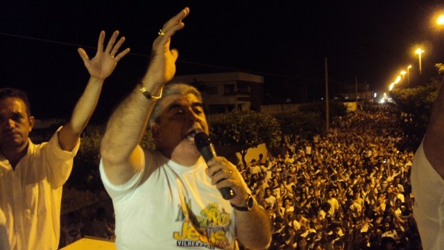 Mais de 2.500 pessoas participaram da Marcha Para Jesus em Vilhena; veja fotos