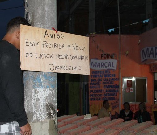 PEDINDO PARA SAIR