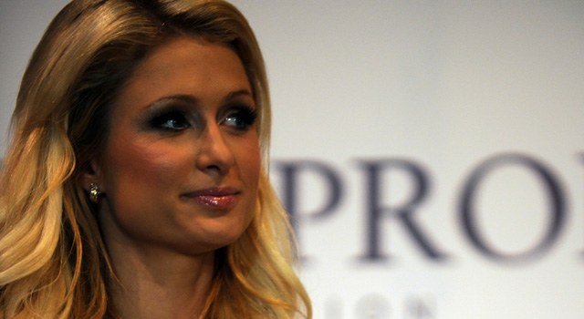 Paris Hilton diz que está ansiosa para conhecer Michel Teló