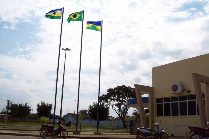 POPULARES AMEAÇAM PROTESTAR NA CÂMARA