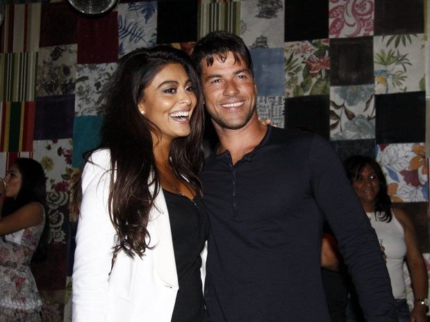 Marido de Juliana Paes diz que é ótimo ter mulher "gostosa"