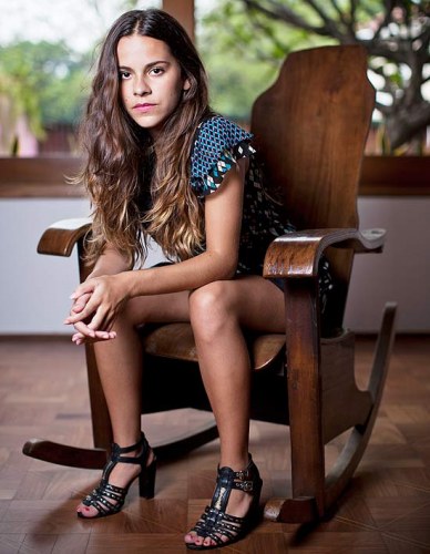 Sophia Reis admite que já teve seus "momentos com mulheres"