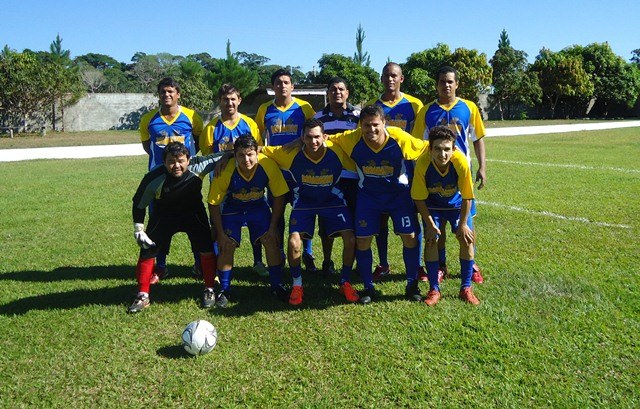 Duas goleadas sonoras marcam a abertura do 15º Campeonato da Pôr do Sol 