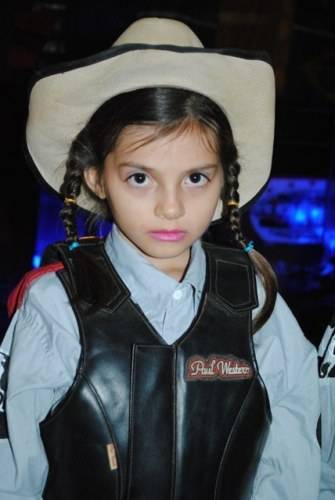 Gurizada do rodeio mirim inicia 7ª noite da Expovil 2012
