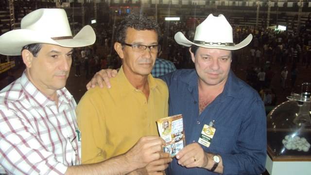 Segunda picape sorteada na Expovil será divida entre dois amigos